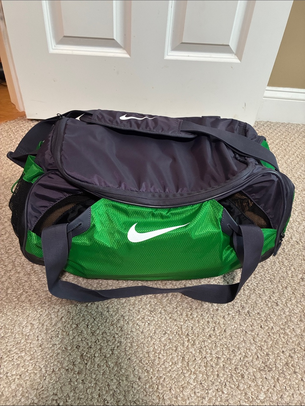 NWOT Nike Duffel bag